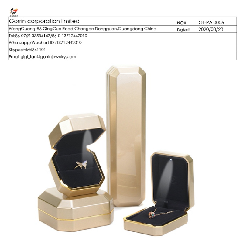 Plastová šperkovnice FL-PA0006 s LED světly