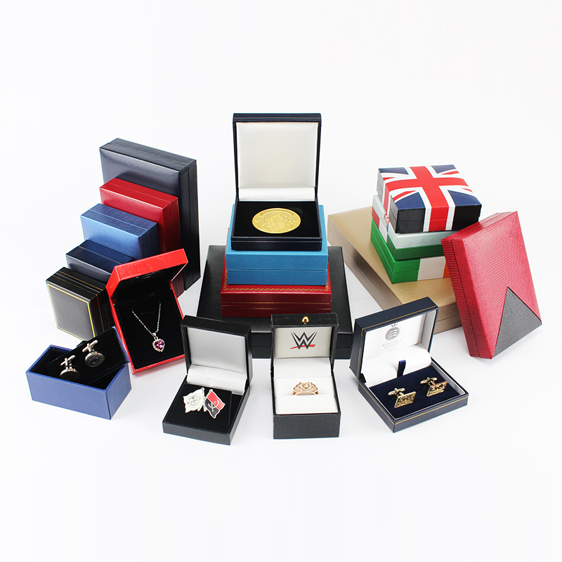 šperky box kovové odznaky box kravata box