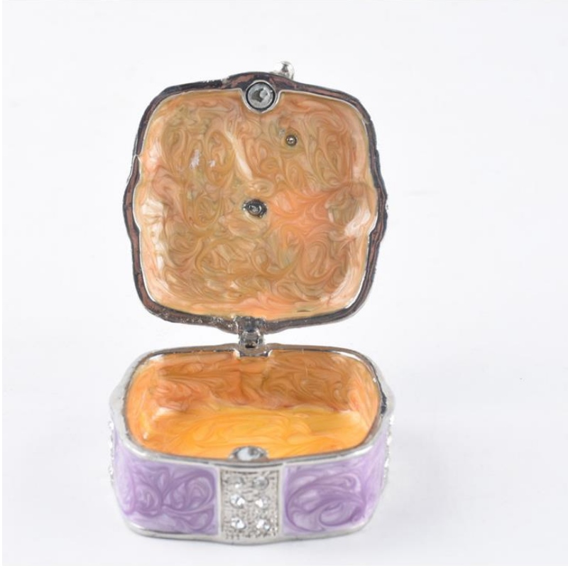 Tovární přímý prodej Metal Fashion Jewelry Box evropský luk korálek poklad box šperkovnice věno