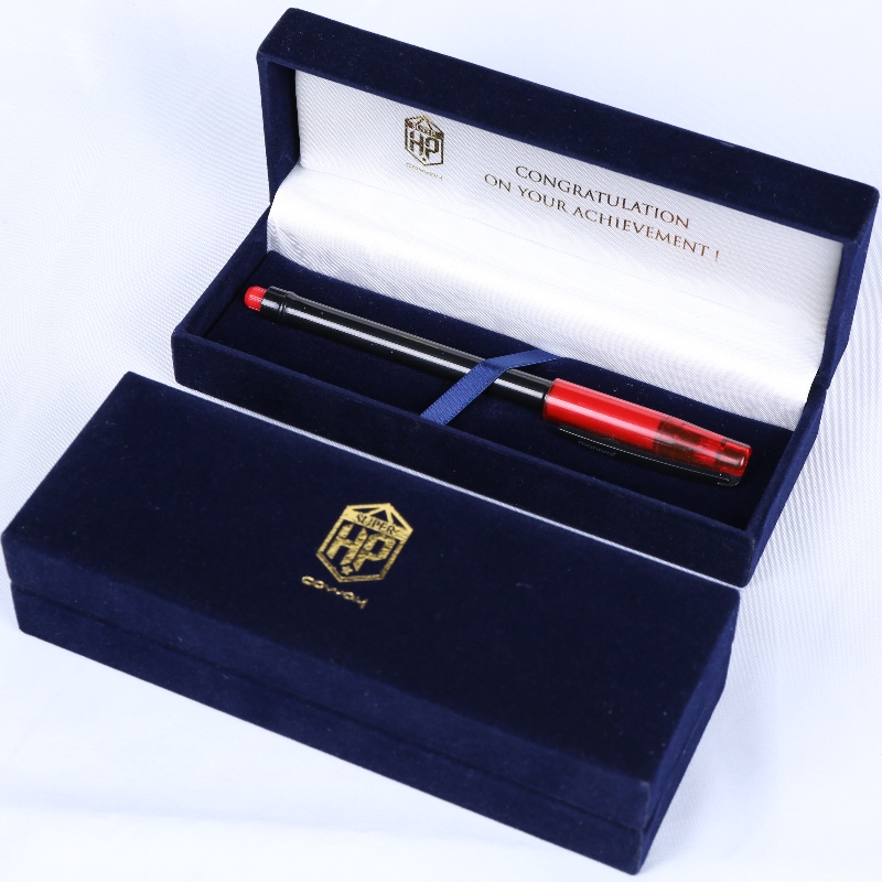 Položka V-12L obdélníková lišta papíru pro 140*35mm vícenásobné odznaky, pera & náhrdelník, atd. mm.160*58*40, závaží asi 120g