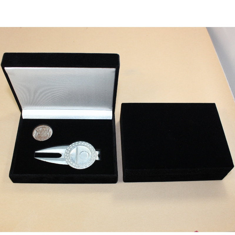 Položka V-18 obdélníková přihrádka na papír pro dvě mince nebo 60*100mm medaile 65286; odznaky, atd. mm.120*90*40, závaží asi 135g