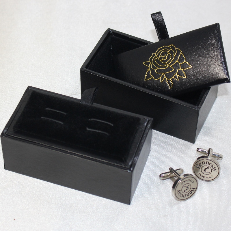 Položka V-20 obdélné PU kožené pouzdro na 60mm sponkové manžetové knoflíčky atd. mm.85*45*36, závaží kolem 55g