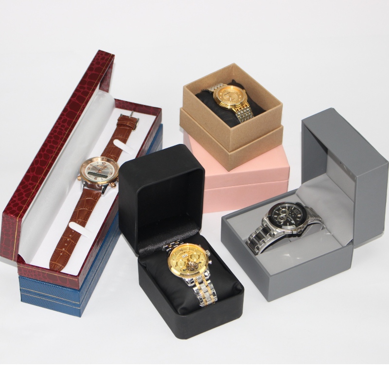 7 Důvody, proč jsou lidé, kteří nosí hodinky do práce, úspěšnější