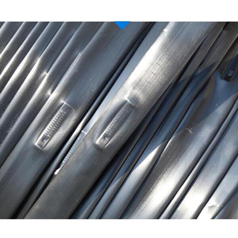 Oplachovací kapka zavlažovací pásky