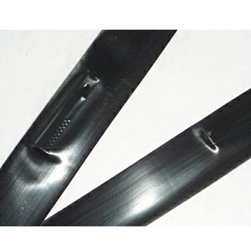 Oplachovací kapka zavlažovací pásky