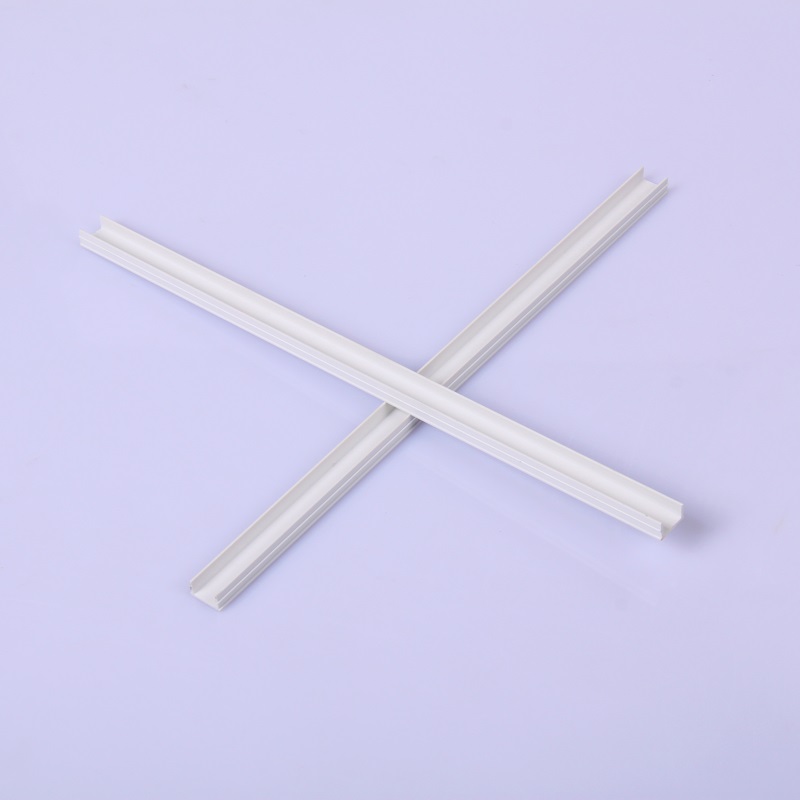 PVC plastový posuvný pásový pásek ve tvaru U z PVC kanálu s nízkou cenou pro díly okenních zásuvek