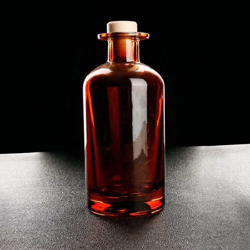 Barevná skleněná láhev s difuzorem Reed s vysokou kvalitou