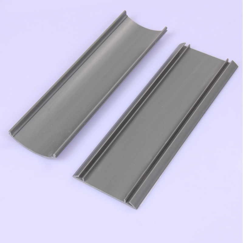 kryt kabelu kryt podlahového kabelu kryt podlahového ochranného krytu drátu pro vnitřní vodiče jsou čisté a bezpečné