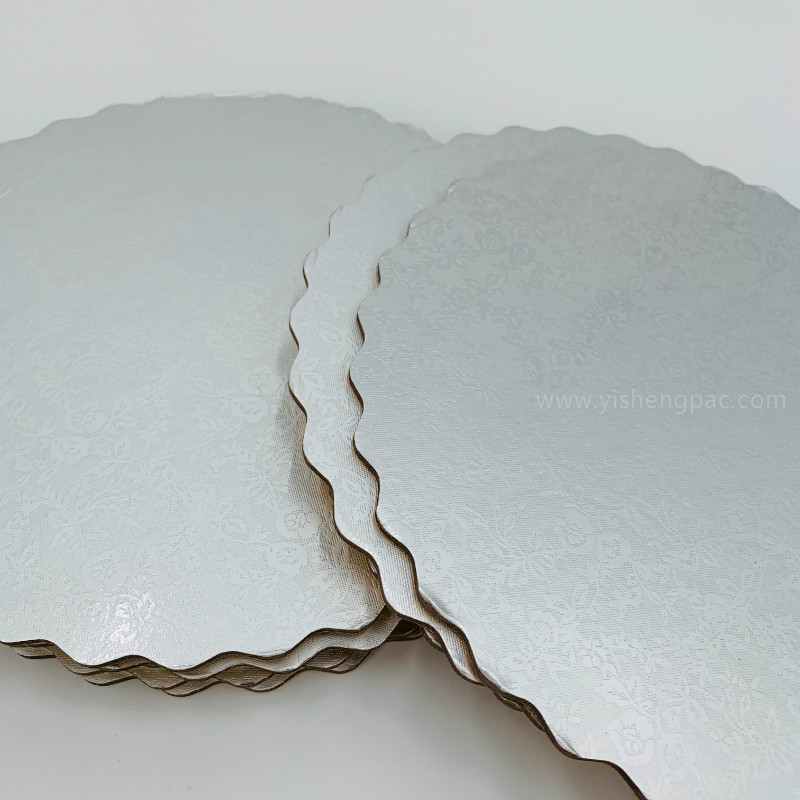 Silver Cake Boards 25cm Cake Board 10 palcová kulatá a stříbrná