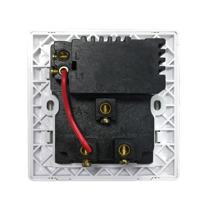 USB WALL ZÁSUVKA USB501