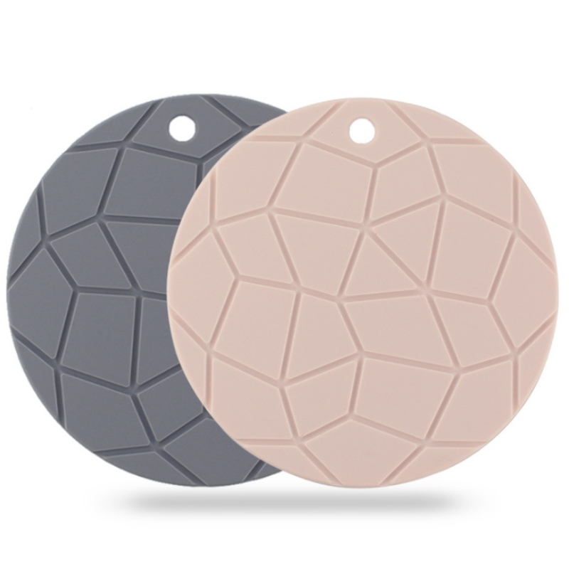 Patová podložka s geometrií náměstí