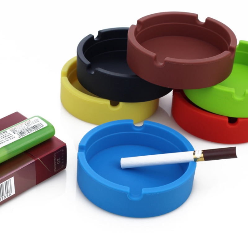 Malý kulatý popelník