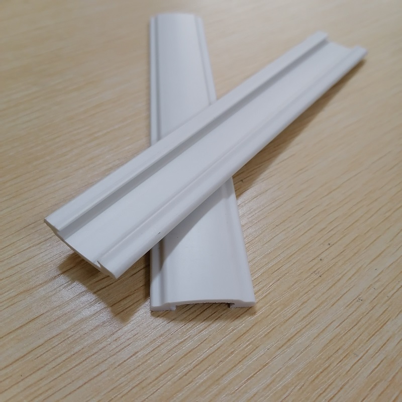 vysoce kvalitní extruze kanálu z PVC zpomalující hoření pro okenní clonu