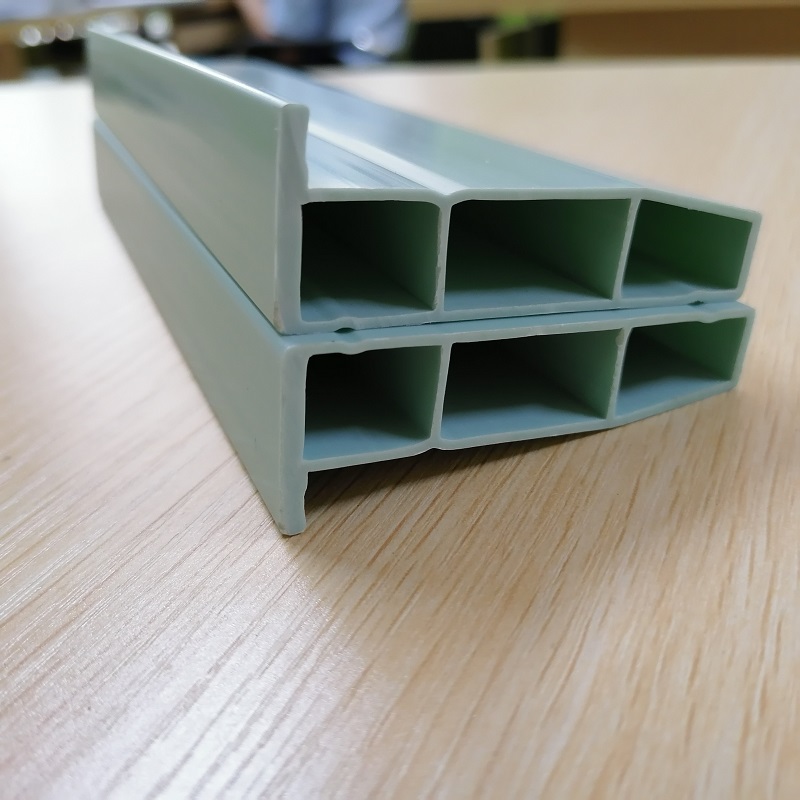 Čínský výrobce profilů výfuků z PVC z PVC s dutým profilem z PVC, obložení sekce L pro ventilační systém