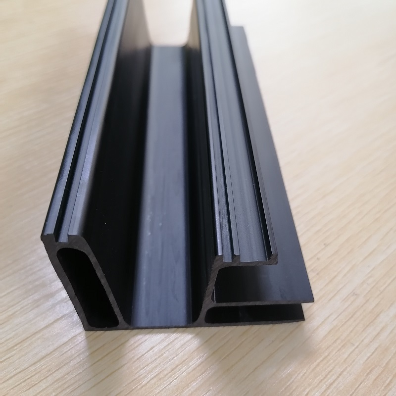 Vlastní výrobce profilu pvc v Číně pvc profilová trubka vlastní plastové výrobky