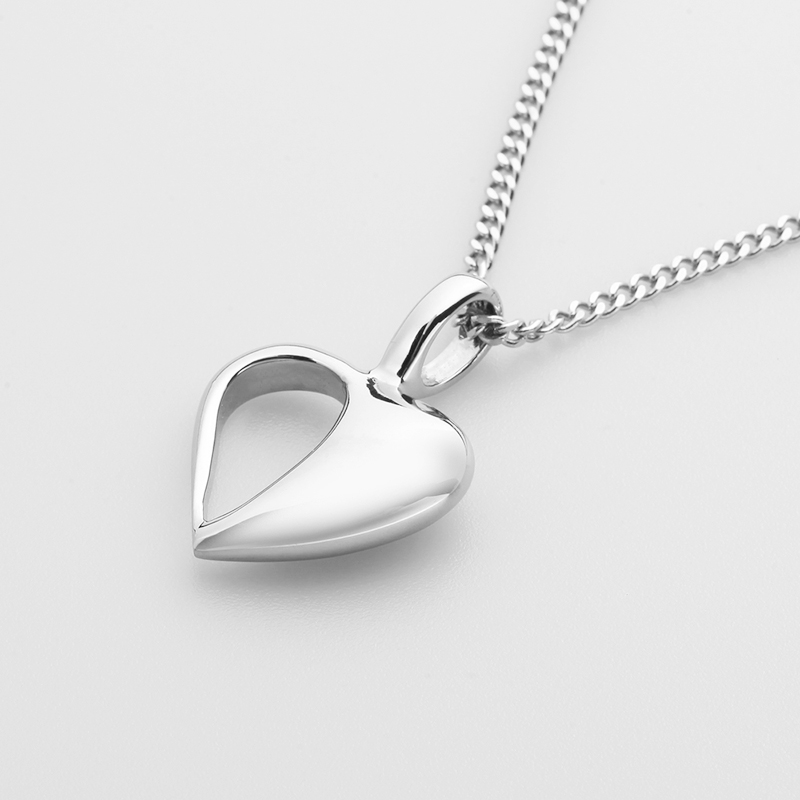 Dámský náhrdelník s přívěskem ze stříbra z nerezové oceli