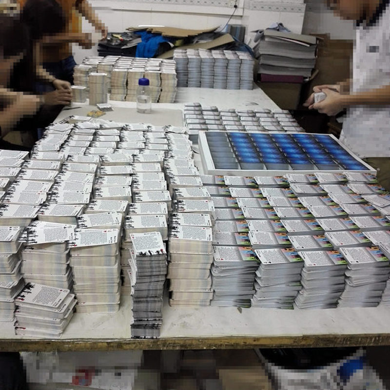 Papírové visačky na hračky, oblečení, boty, elektroniku