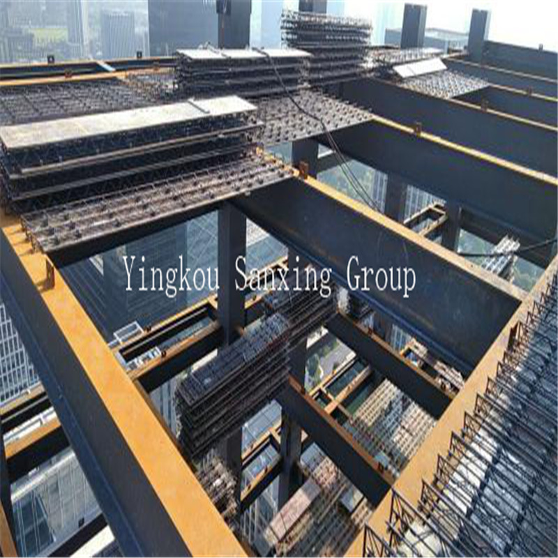 Formovací stroj na podlahy