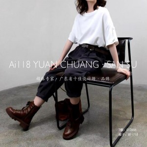 Loosefit-fitting design Minimalist Round Collar styl Stitched mange Casual Solid color bavlna a ložní prádlo převyšující zakázku 12656 T-Shirts