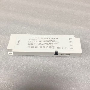 Napájení elektrické energie LED ovladače se stejnosměrným napětím vedeným ovladačem pro traťové světlo 12V 60w