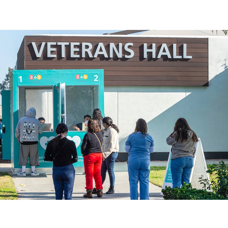 USA uvedli v pátek vícenež 283 000 případů Coronavirus