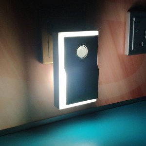 Noční čidlo M004Y