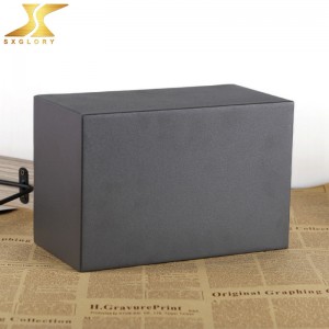 Black Metal urny pro člověka