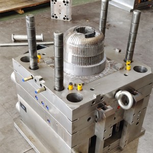 Zakázková zahraniční plastová výroba automobilů a domácích spotřebičů na vstřikování plastů