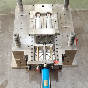 Čína výrobce přesných plastových dílů vstřikování plastů prototypování služby