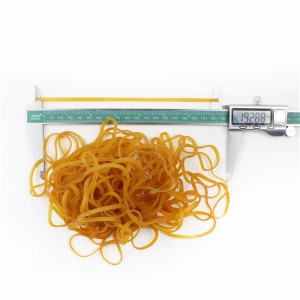 Výrobci na zakázku prodlužovali a rozšiřovali gumové pásky, které lze snadno a rychle vytvrdit a žluté gumy proti stárnutí