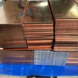 Červená měděná deska