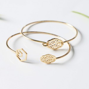 Begonia květ otevřenýnáramek