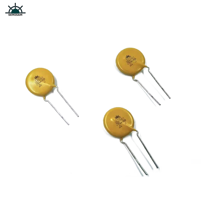 Čína ODM Elektronika komponenty, žlutý MOV 20mm HVR20D561K Oxid zinečnatý Varistor pro domácí spotřebiče