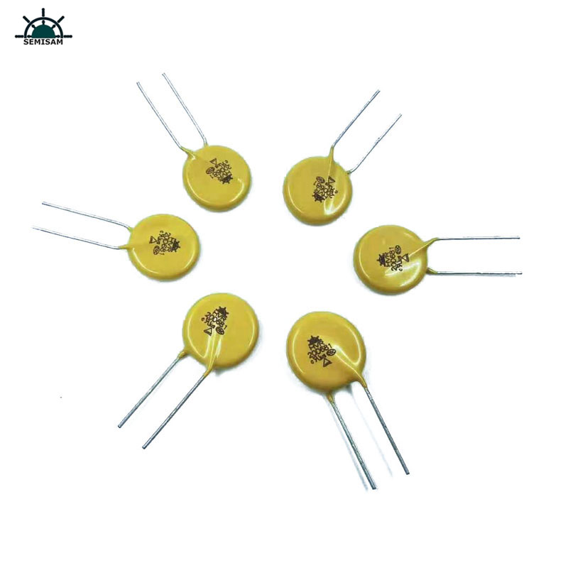 Čína ODM Velká moc, ochranný Thunder žlutý MOV 20mm 10% HVR20D681K Oxid zinečnatý Varistor pronapájecí zařízení