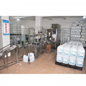 Dieselová výfuková kapalina