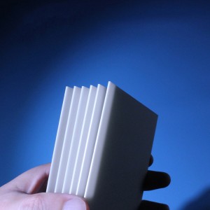 Substrátnitridu hlinitého