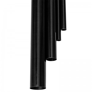 Odolný stožár pro windsurfing