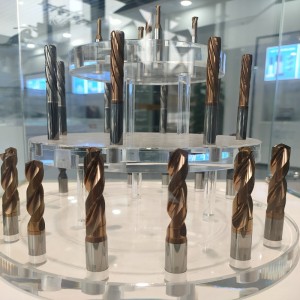 Potahovaný ocelový vrták s wolframským