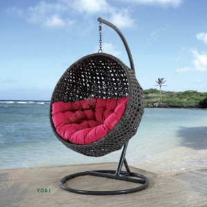 V moderním vnitřním stylu houpačky závěsné vaječné židle venkovní houpačky terasa tkaná ratanová houpačka zahrada tkaná závěsná vaječná židle