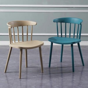 Továrnana velkoobchodní cenu stohovatelné moderní salonek plastové jídelní židle venkovní zahradní restaurace PP židle