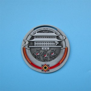 Vlastní logo Antique Design 3D Metal Colorful Medaile Marathon Medaile Finiphers 2016