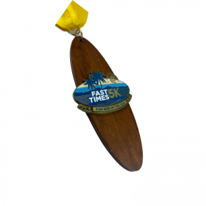 Gag Factory Medaile Vlastní dřevěná medaile Holder dřevěná medaile maratonu s logem Laser Engrave