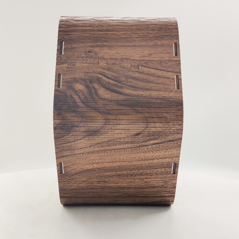 Dřevěná přihlášená krabice