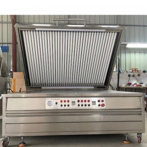 Flexo tisk Fotopolymerové desky Expozice a odstraňování lepivosti Stroj pro výrobce flexo desky