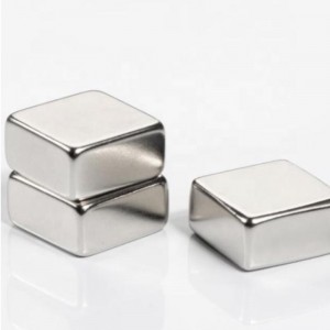 Čtvercový magnet