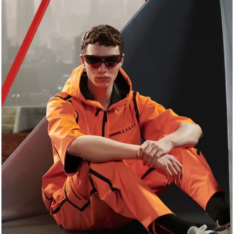 Prada/technology Fiber Clothing/fluorescenční barevné varování