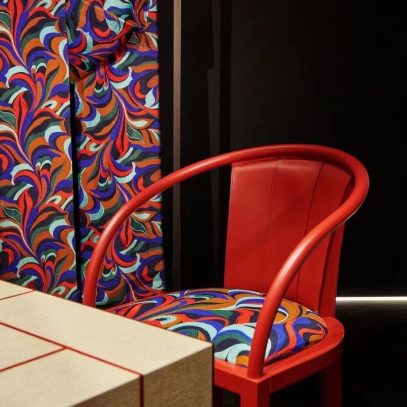 Čínská červená/oriental estetická červená/giorgio armani/color