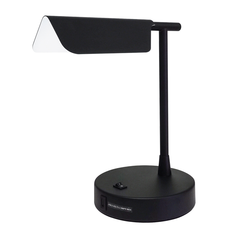 Matte Black Desk Light s přepínačem rockerů On NOFF, pohodlným vývodem anabíjecím přístavem USB v hotelovém pokoji