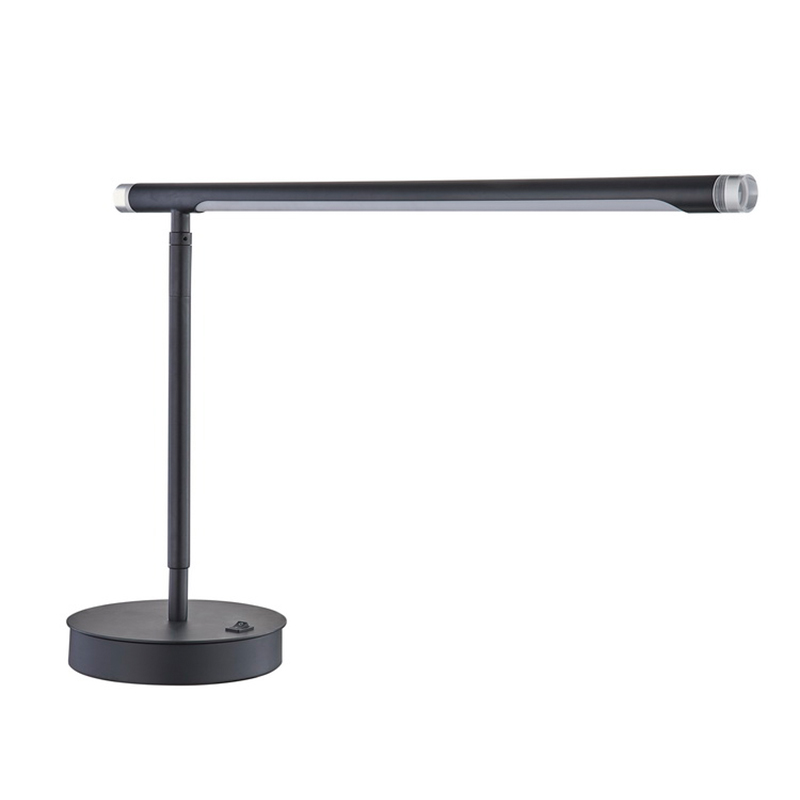 Marriottnastavitelná LED stolní lampa s matným černým povrchem a přepínačem rockerůna hotelu v hotelu