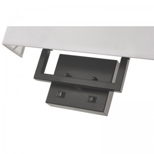 Hampton Inn Hotel Half Half Rectangular Wall Lamp s matným černým povrchem, dvana rocker přepínače v hotelovém pokoji